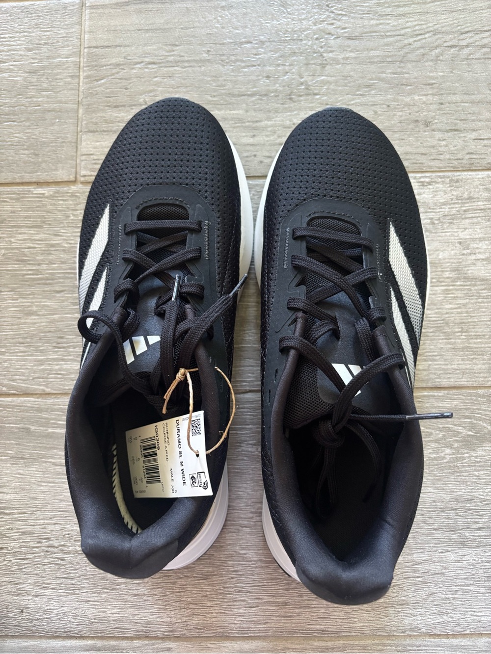 Adidas Men's Black and White Running Shoes Size 8.5 W - Picture 3 of 8